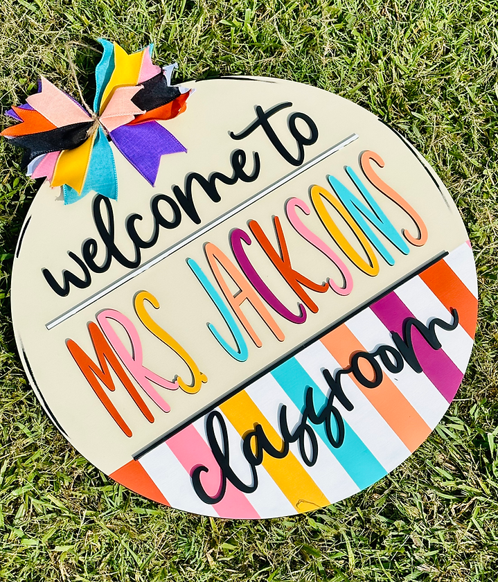 09/11/25 - 3D TEACHER DoorHangers - 6PM