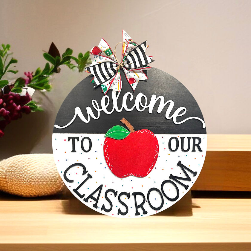 09/11/25 - 3D TEACHER DoorHangers - 6PM