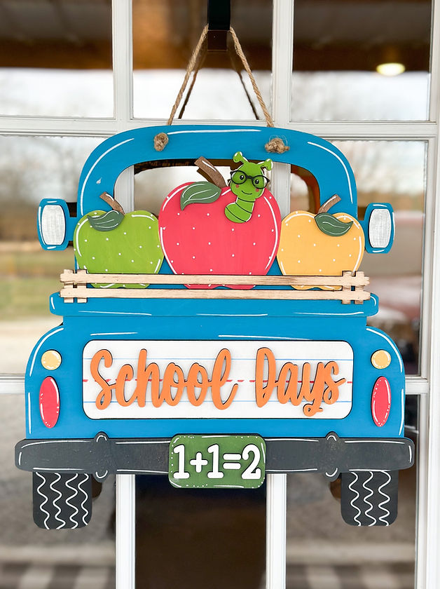 09/11/25 - 3D TEACHER DoorHangers - 6PM