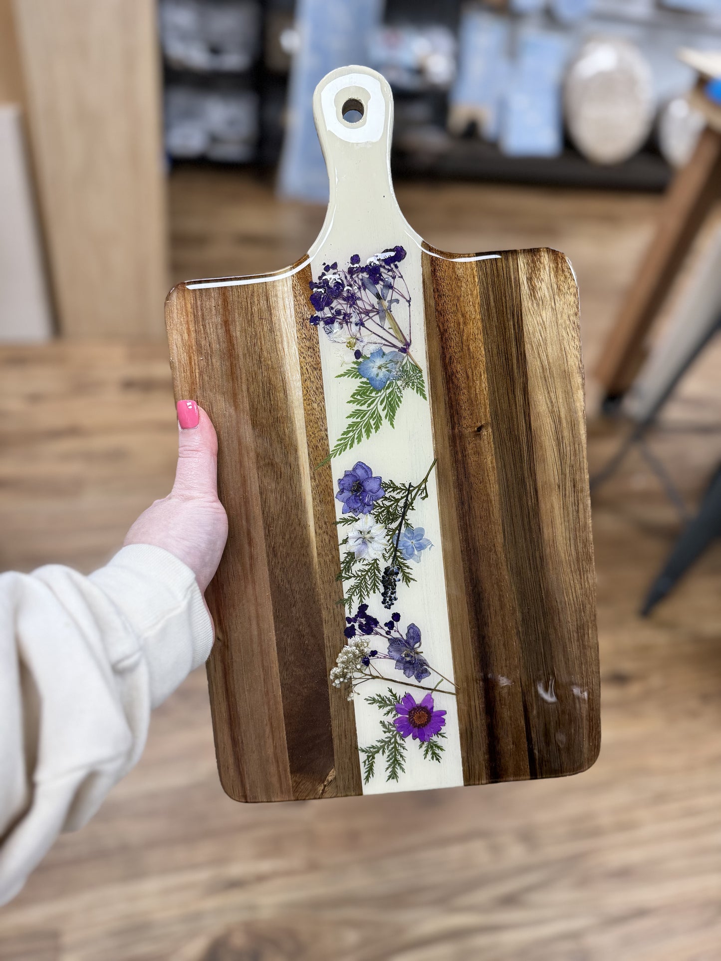 05/08/26 - Petals & Pour: Pressed Flower & Resin Trays - 6PM