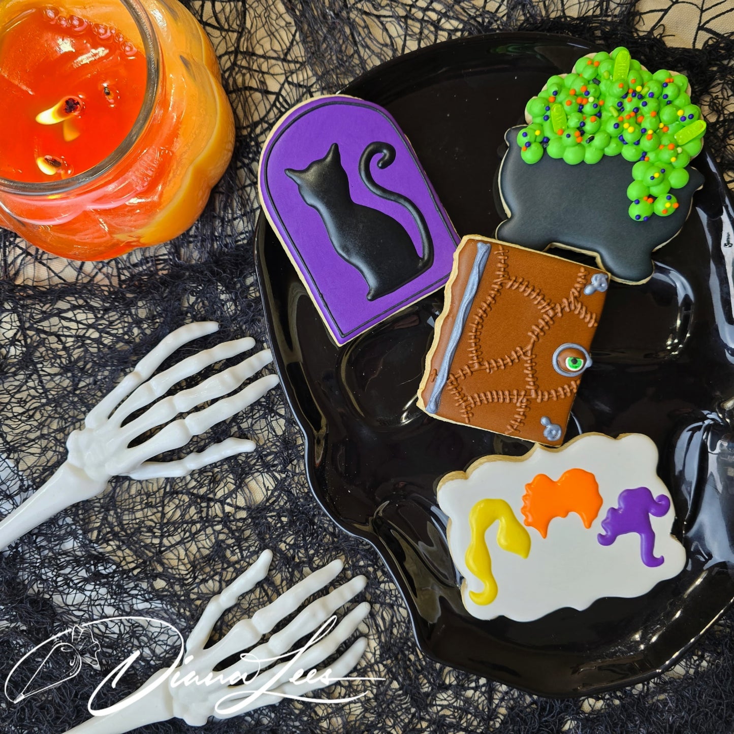 10/18/25 - Sisters Trio Cookies & Candles - 11AM