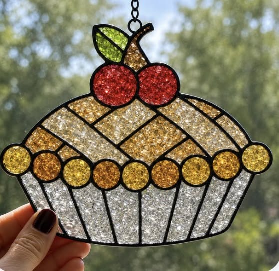 10/06/26 - 🦇 HALLOWEEN & FALL👻 Beautifully Broken | Crushed Glass Suncatchers - 6PM