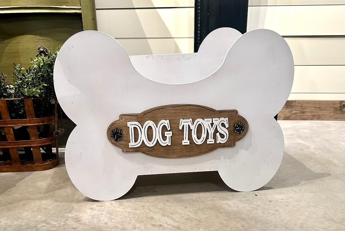 12/09/25 - Dogs and Dog Danas - 6PM