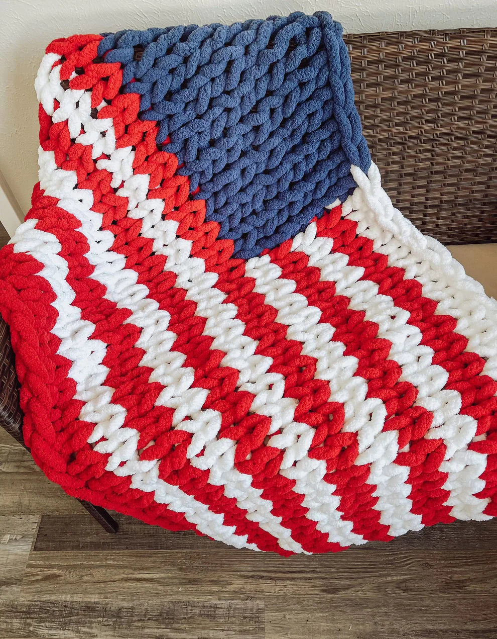 06/26/26 - Loop & Light | Patriotic Edition - 6PM