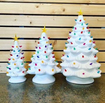 11/22/25 - Holiday Ceramics - 1PM ✨ONLY FOUR SEATS AVAILABLE
